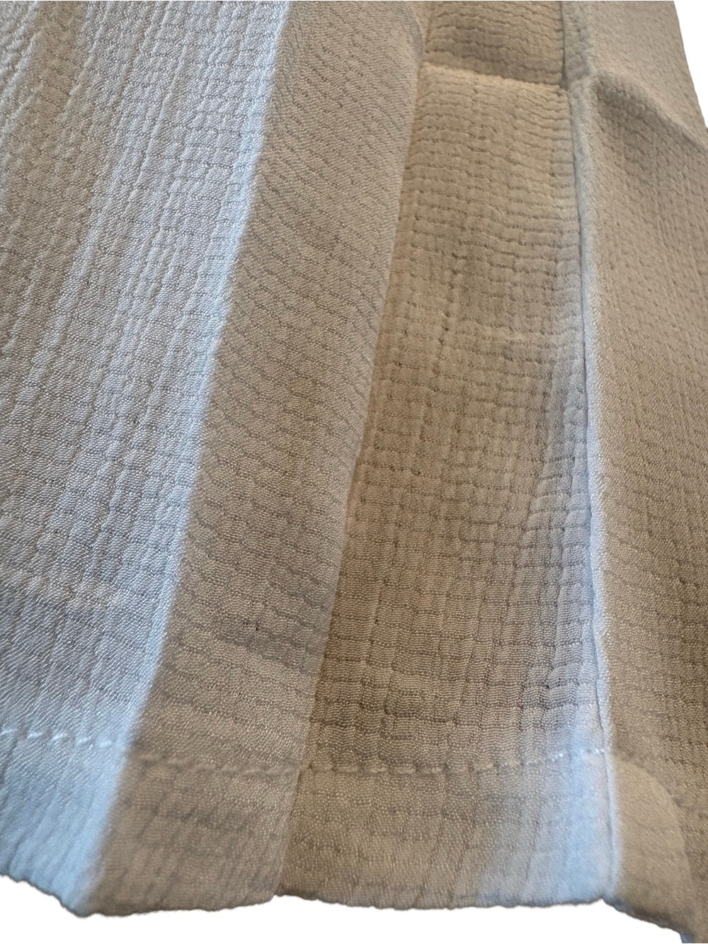 Babette- White Crinkle Asymmetrical Snap Blouse, XS - Picture 6 of 9